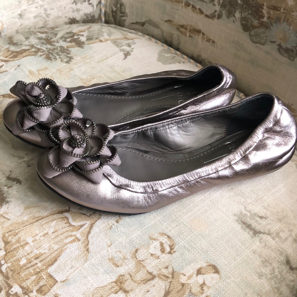 Linea Paolo leather ballet flats. Good condition.